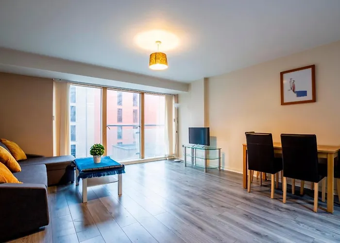 City Centre Liverpool Apartment - 50 Percent Off Monthly Stays